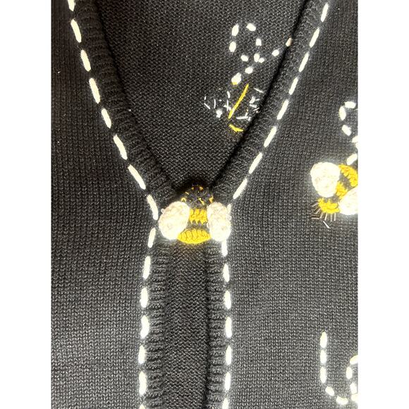 Vintage 90s Mandal Bay Bees & Daisy Flowers Knit Sweater Vest - Picture 6 of 7